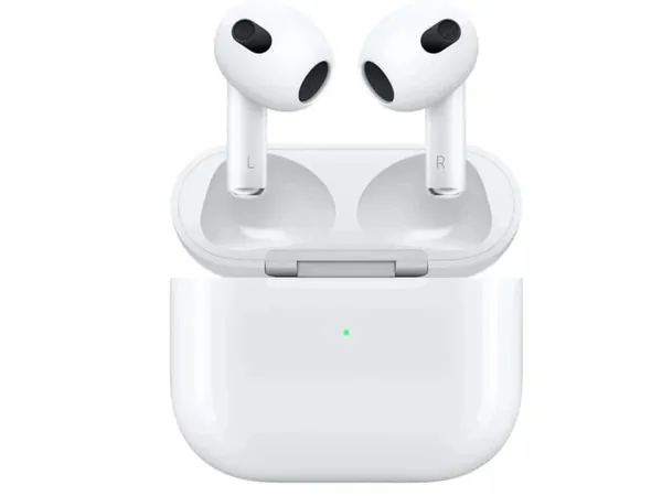 Tech and audio example product photo
